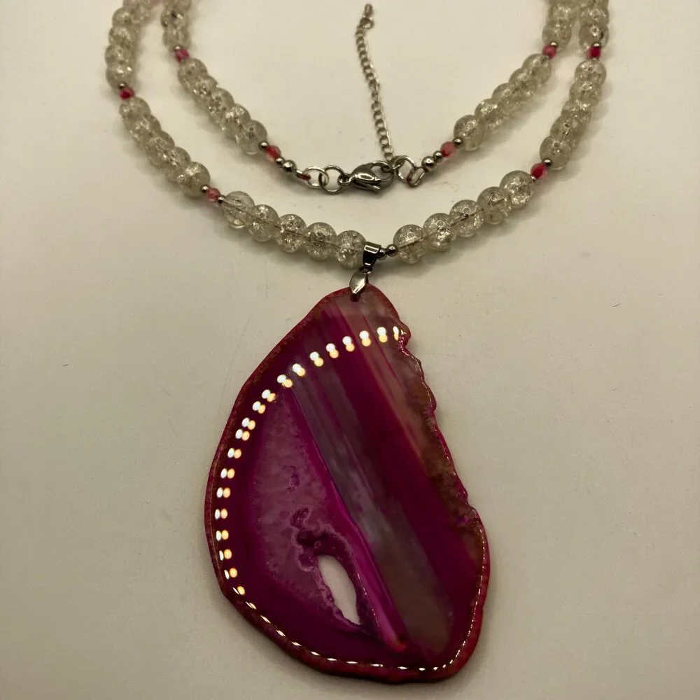 Agate Necklace Pink Raw Edge Gemstone Slice 3.5 inch + 32 in beaded necklace - Picture 8 of 14